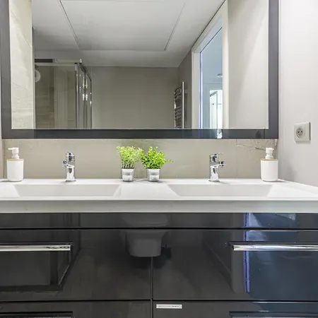 Apartamento Prestige View By Interhome *