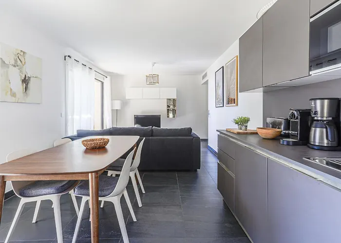 アパート Prestige View By Interhome エズ